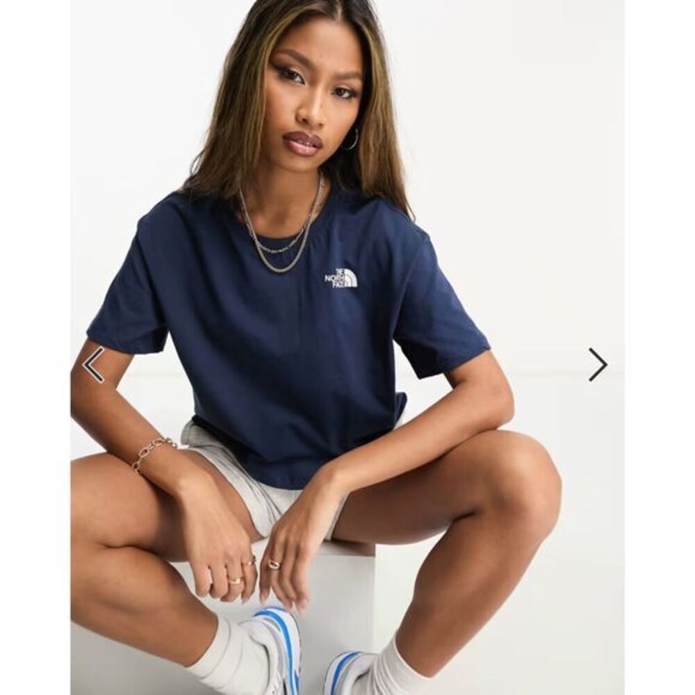 The North Face Simple Dome cropped t-shirt in navy large